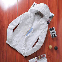 Load image into Gallery viewer, 2019 summer solid color hooded suntan jacket men's hip-hop collared shirt street coat casual men's coat Sun protection clothing